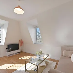 Spacious One Bed Loft Apartment